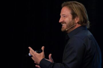 Como Não Ser Engolido Pela IA (Ou Pelo Menos Adiar o Jantar)