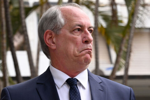 ciro gomes negocia volta ao psdb