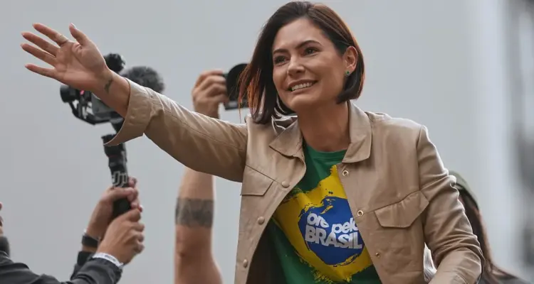 projeto que quer barrar parentes como suplentes de senador